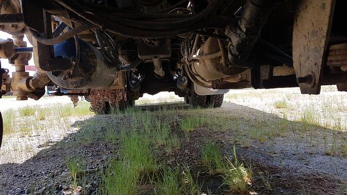 Used 1980 MACK DM600 Twin Steer Heavy Duty Oilfield Pump / Kill Truck