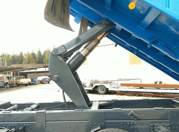 Usado 1994 DAF 2700 ATI 6X4 tipper