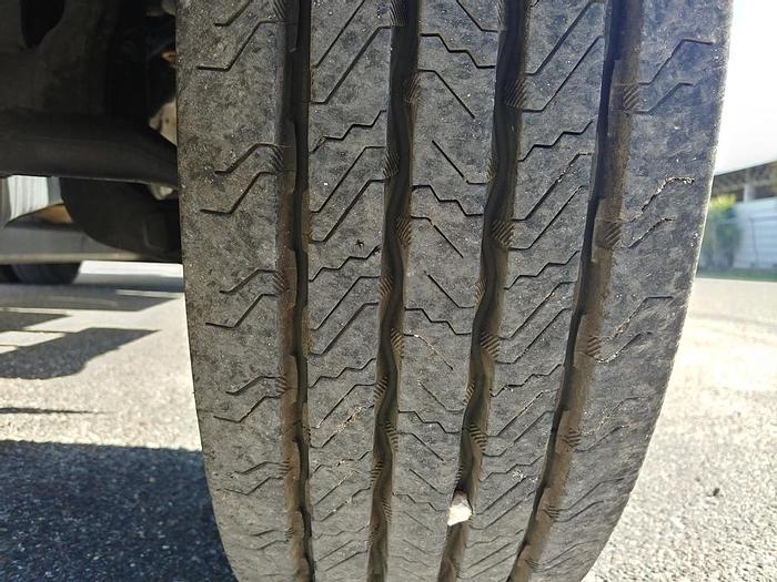 Used Altec AT37G 42ft Bucket Boom on 2018 Ford F550 Reg Cab Utility Truck - 75432