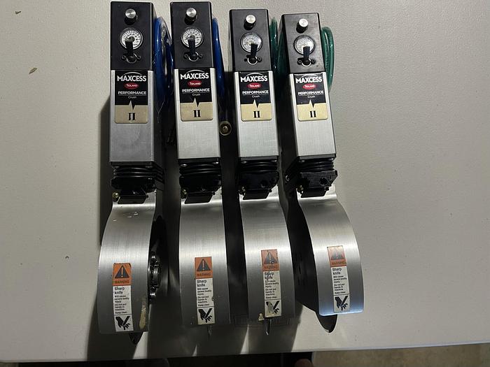 Used MAXCESS TIDLAND PERFORMANCE CRUSH CLASS II KNIFE HOLDERS (FOUR AVAILABLE)