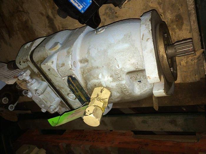 Used Hydraulic Drive Motor - 52264579-R