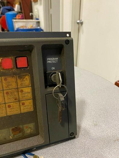 Used FANUC OPERATORS PANEL A02B-0200-C261