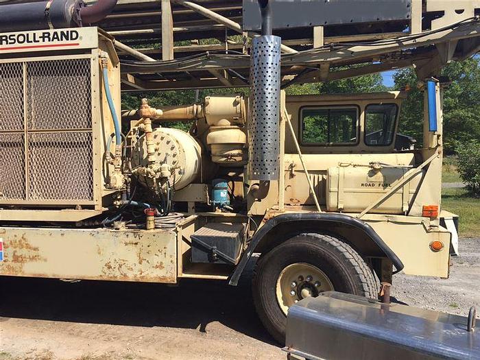 Used 1986 Ingersoll-Rand T4W Drill Rig