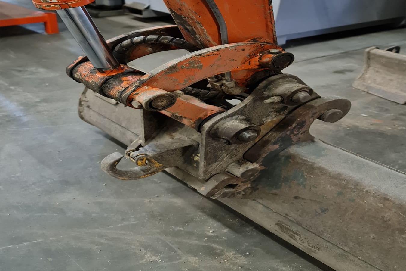 Used HITACHI ZX 18 CLR