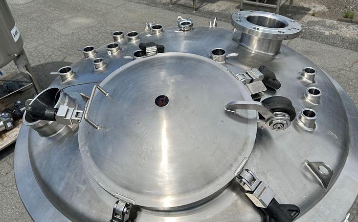 Used Tank, 370 Gallon, 316L Stainless Steel, Jacketed, Agitated, 10 PSI, T&C Stainless #L744633