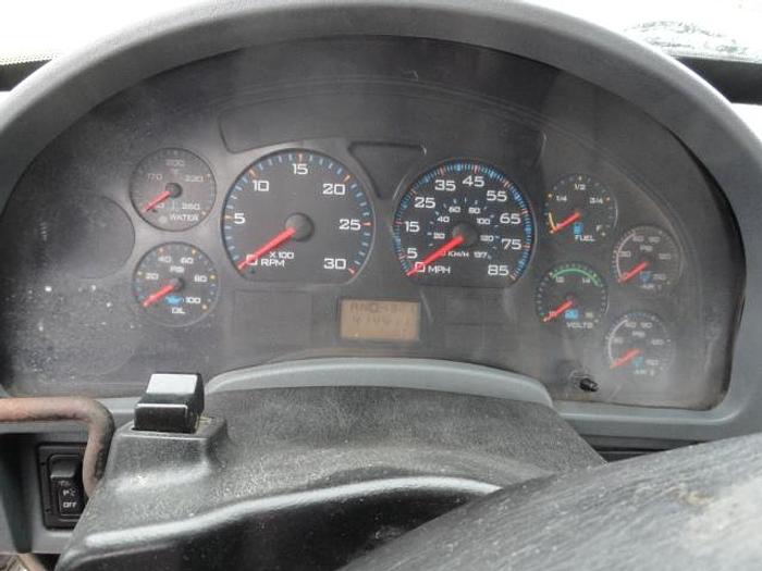 Used 2002 INTERNATIONAL DURASTAR 4400
