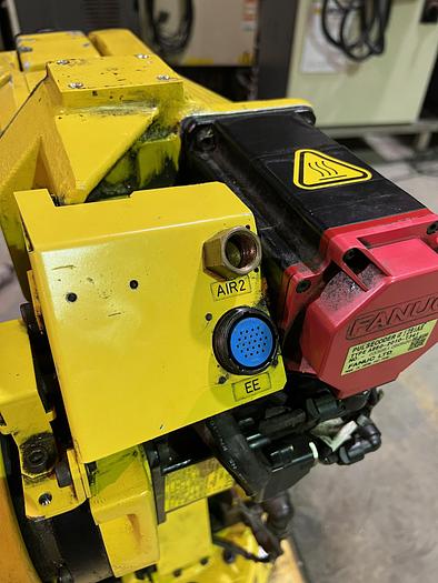 Used FANUC M-6iB/6S, CLEANED AND TESTED