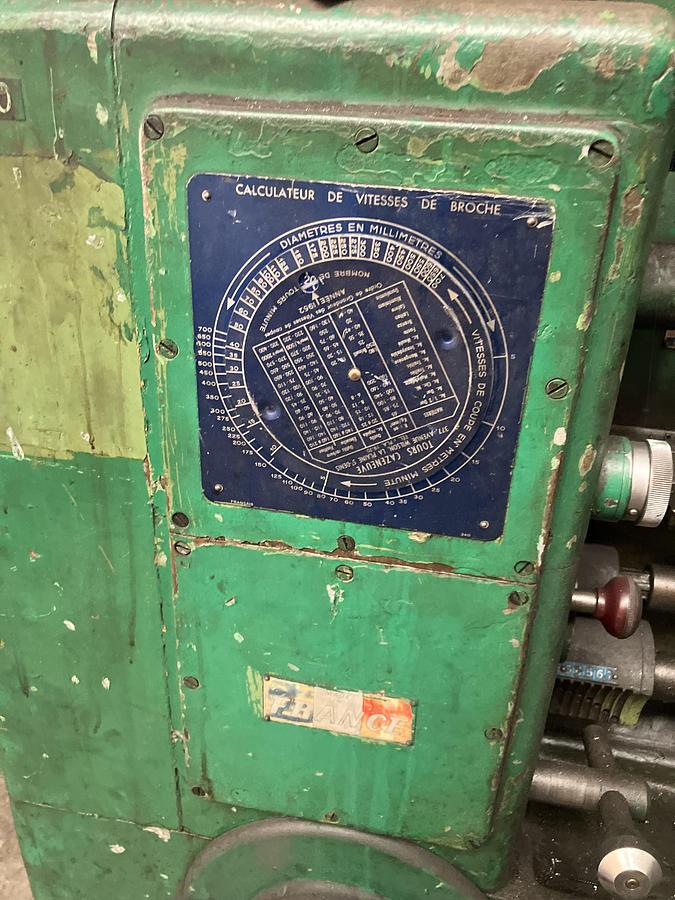 Used CONVENTIONAL LATHE