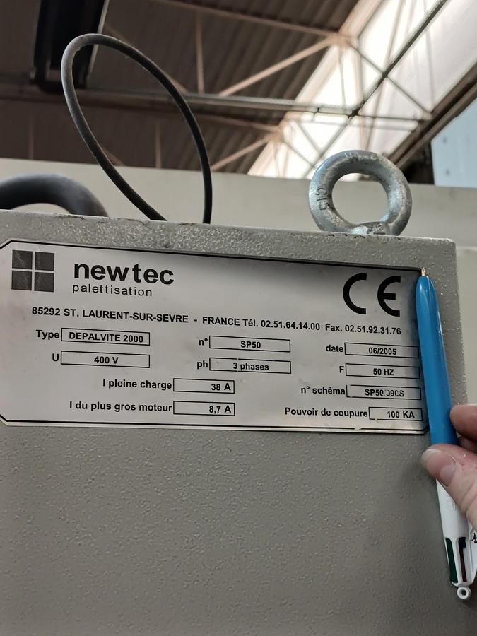 D'occasion Palettiseur automatique Newtec DEPALVITE 2000 (SP50)