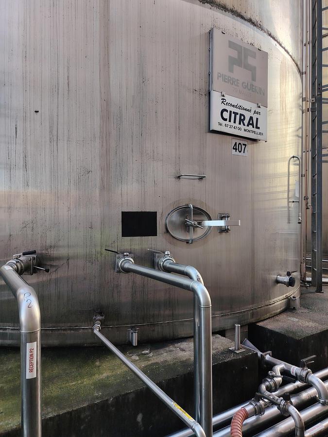 D'occasion Cuve INOX 318m3