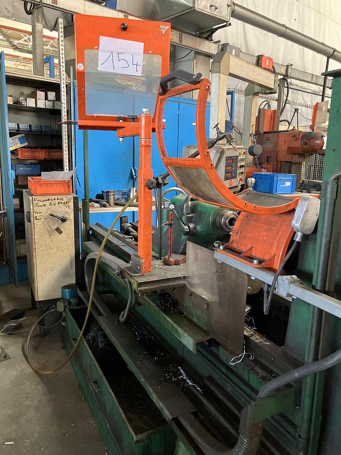 Used CONVENTIONAL LATHE