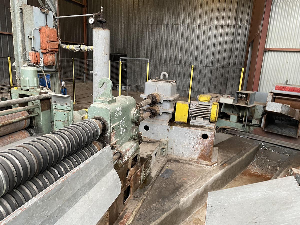 Used Slitting equipment: decoiler / straightener / shear