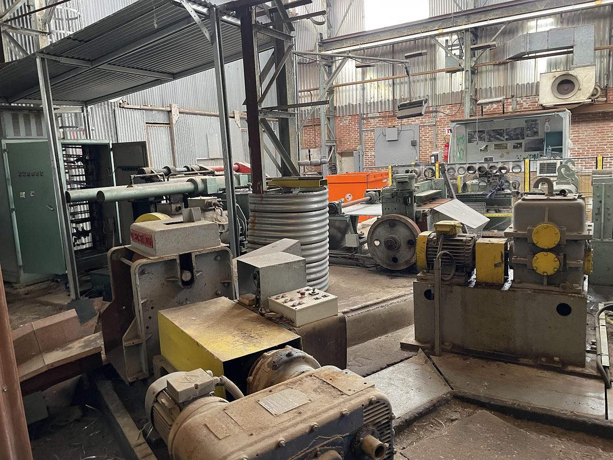 Used Slitting equipment: decoiler / straightener / shear