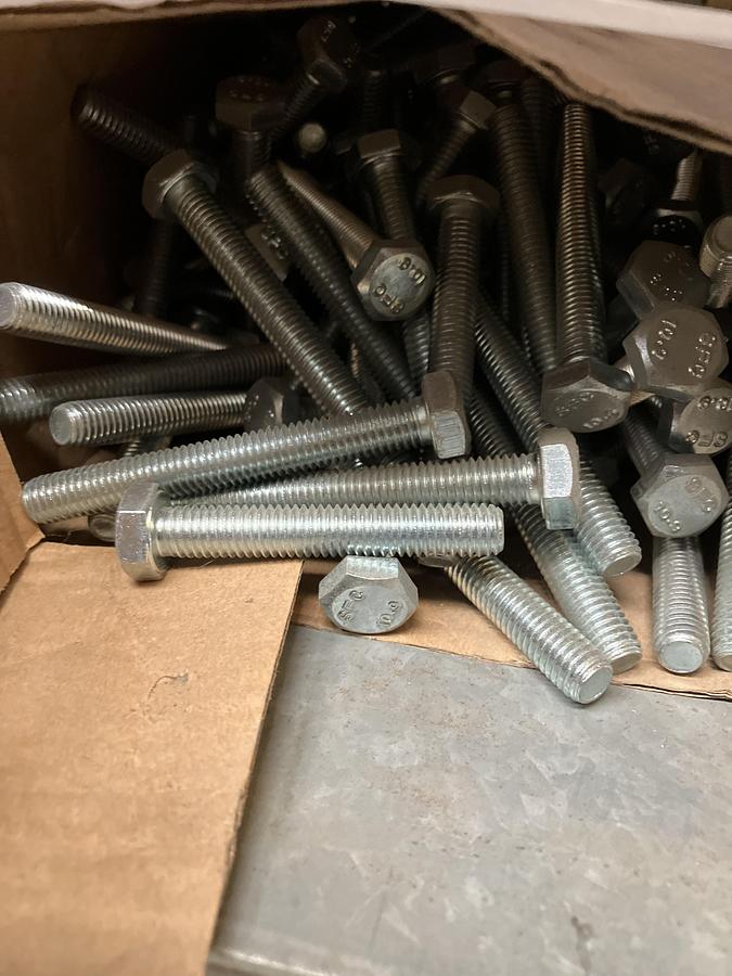 D'occasion Lot de 150 Tonnes de Boulonnerie