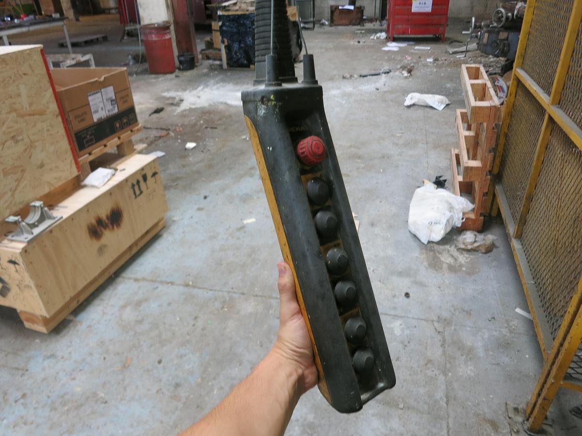 D'occasion Pont roulant DEMAG – Capacité 2 tonnes – Année 1987