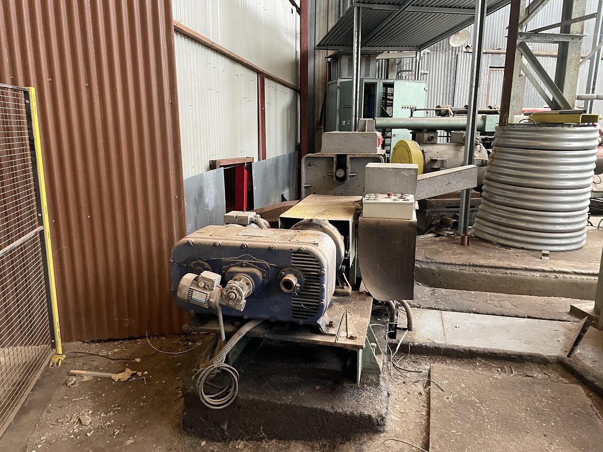 Used Slitting equipment: decoiler / straightener / shear