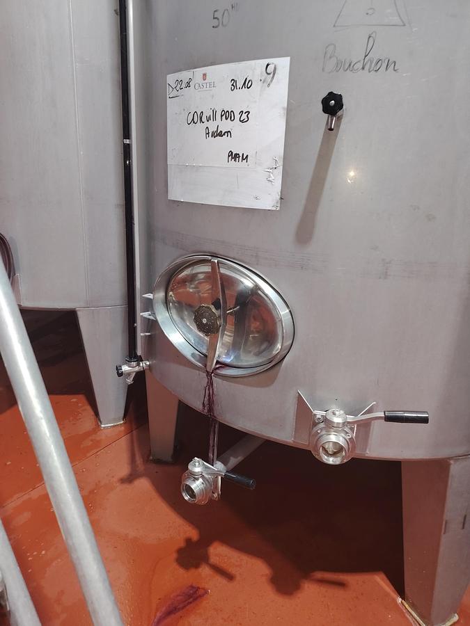 D'occasion Cuve INOX pied finition gaufré 50HL