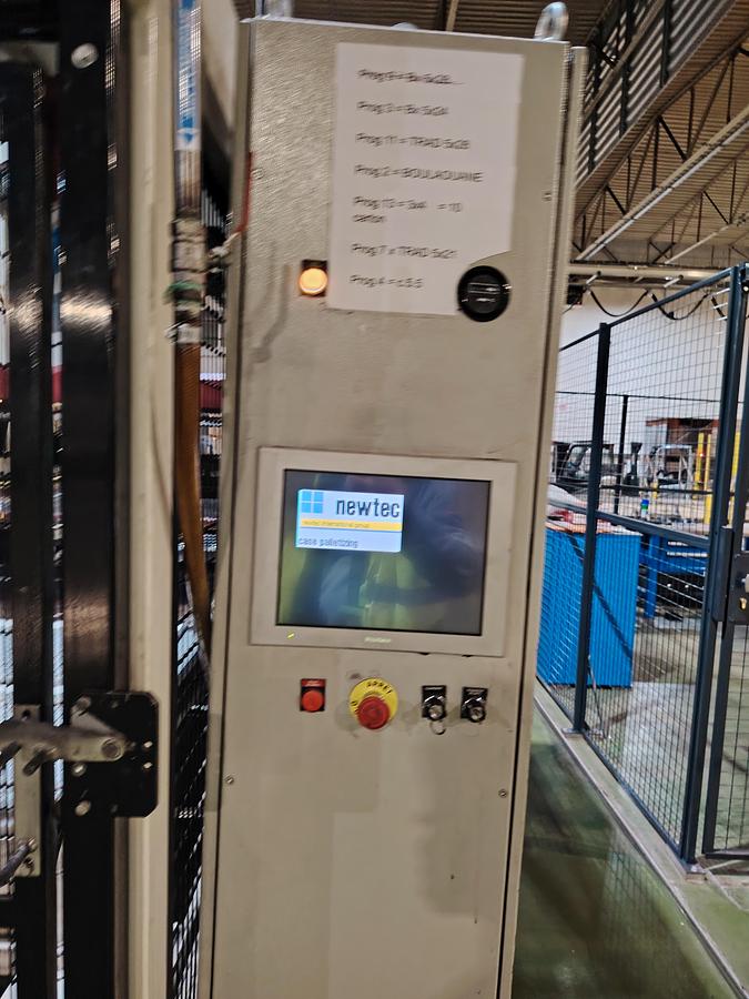 D'occasion Palettiseur automatique Newtec DEPALVITE 2000 (SP50)