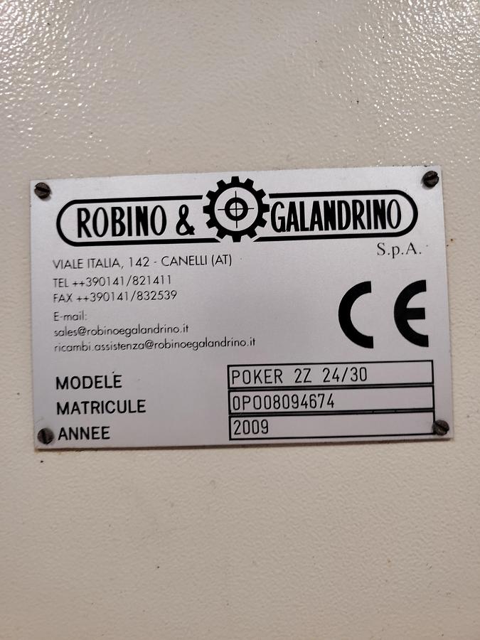 D'occasion Capsuleuse automatique rotative ROBINO & GALANDRINO POKER 2Z 24/30