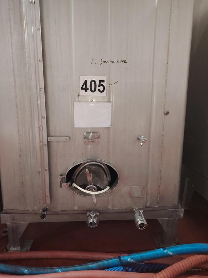 D'occasion Cuve INOX Cubique sur pied 52HL