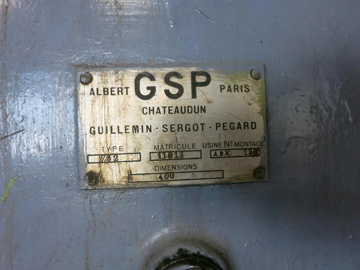 D'occasion Presse mécanique GSP Type 732 – 50 coups/min – Table 400 mm