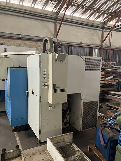 D'occasion Centre d'usinage KONDIA