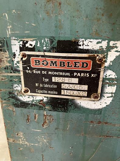 D'occasion Cisaille guillotine mécanique