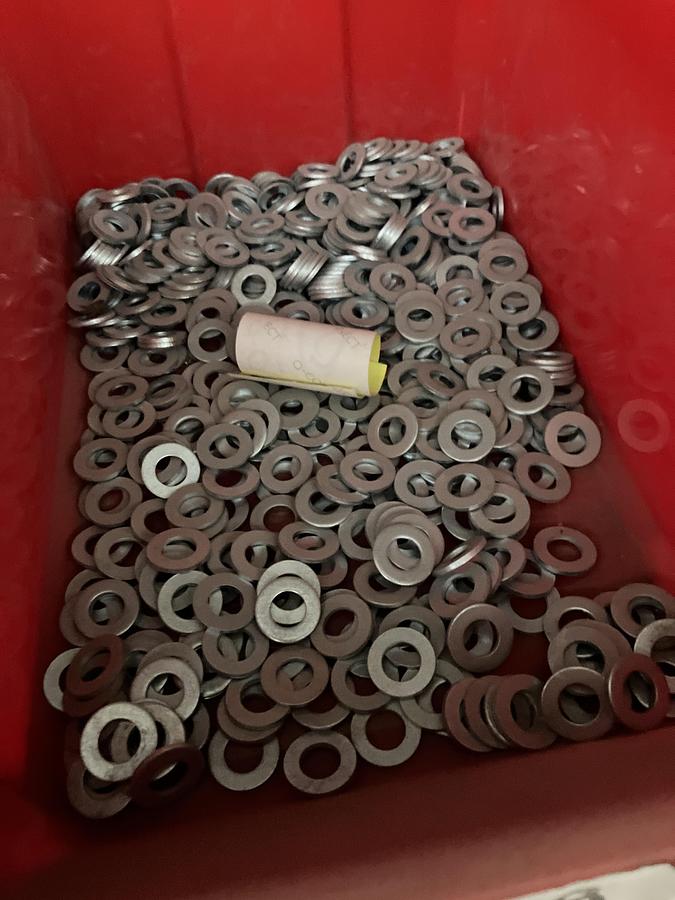 D'occasion Lot de 150 Tonnes de Boulonnerie