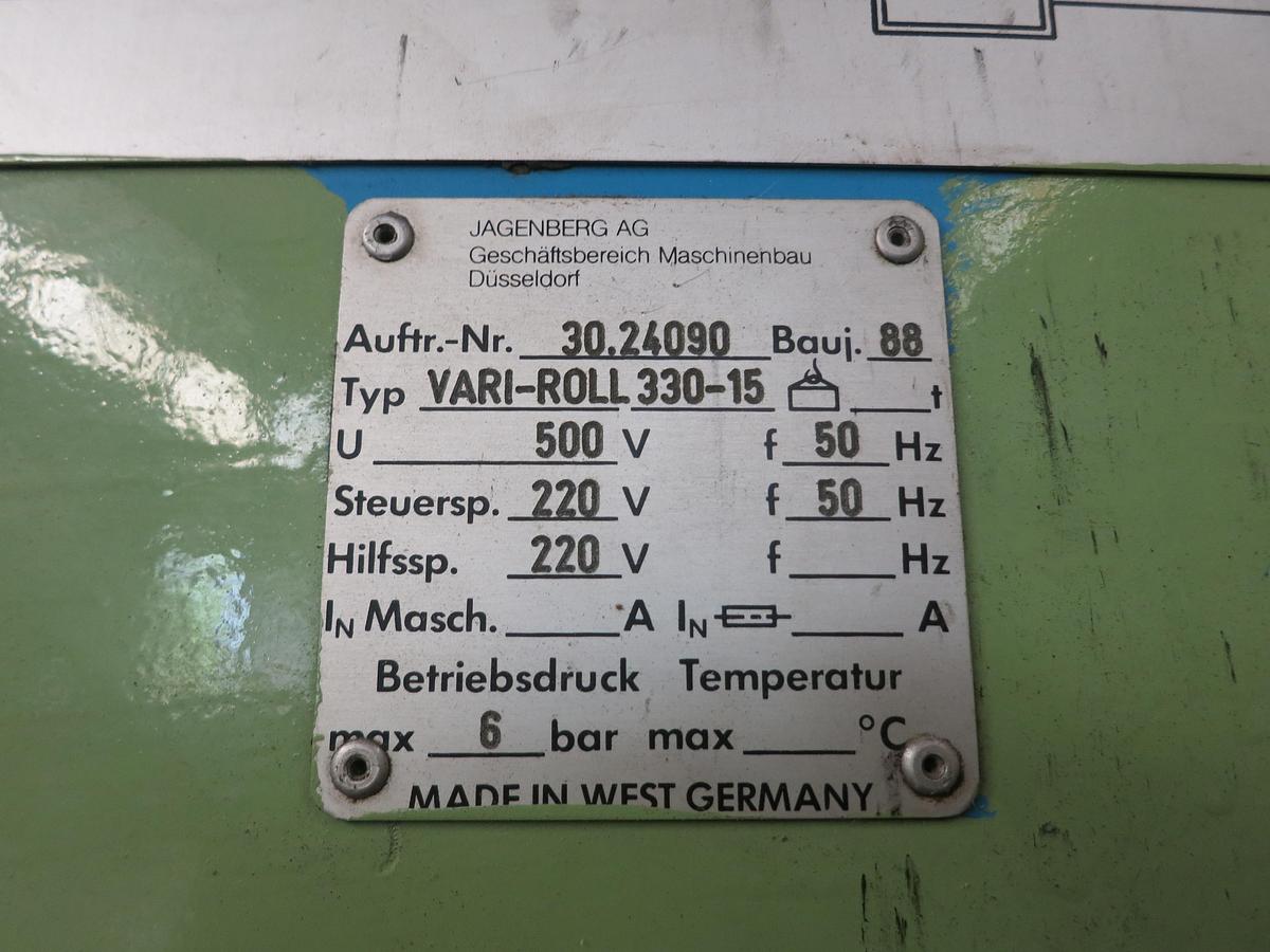 D'occasion Bobinoir industriel Jagenberg VARI-ROLL 330-15 – 1988
