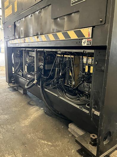 D'occasion Machine de découpe laser MADA