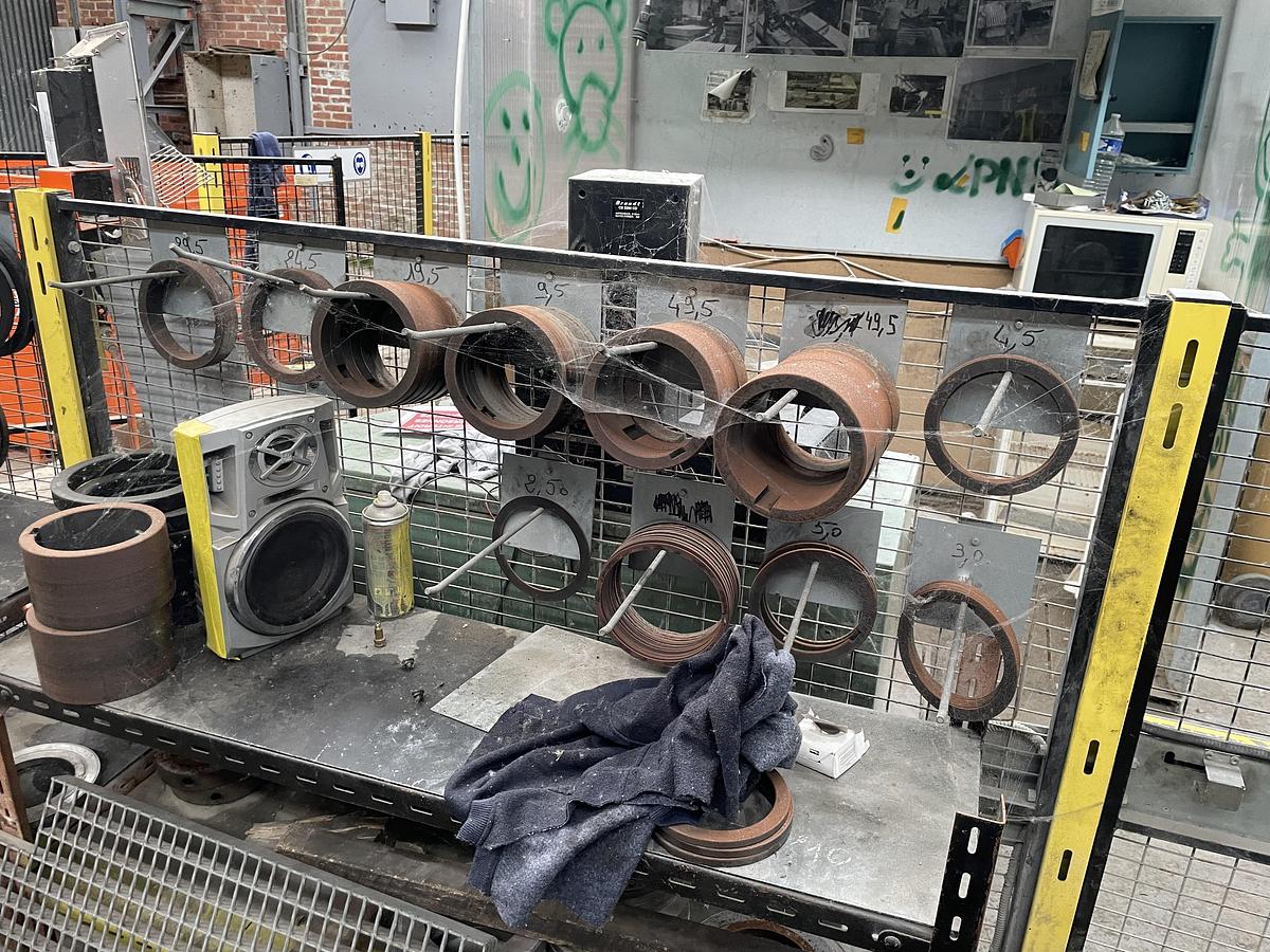 Used Slitting equipment: decoiler / straightener / shear