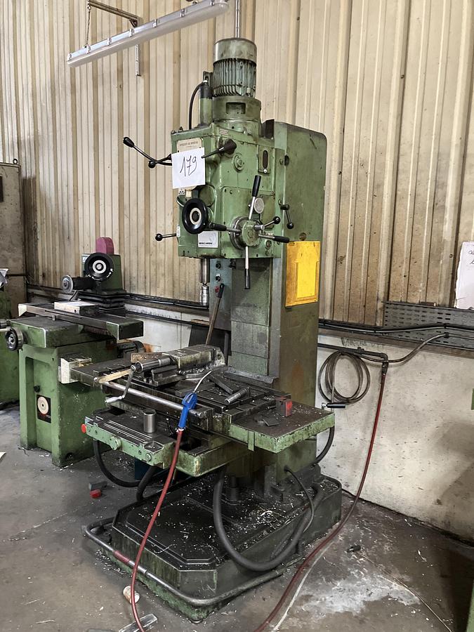 Used Column drilling machine
