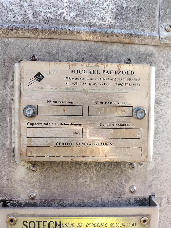 D'occasion Cuve inox 350 HL – Cylindrique sur pieds – Pression / Isolation / Échelle crinoline