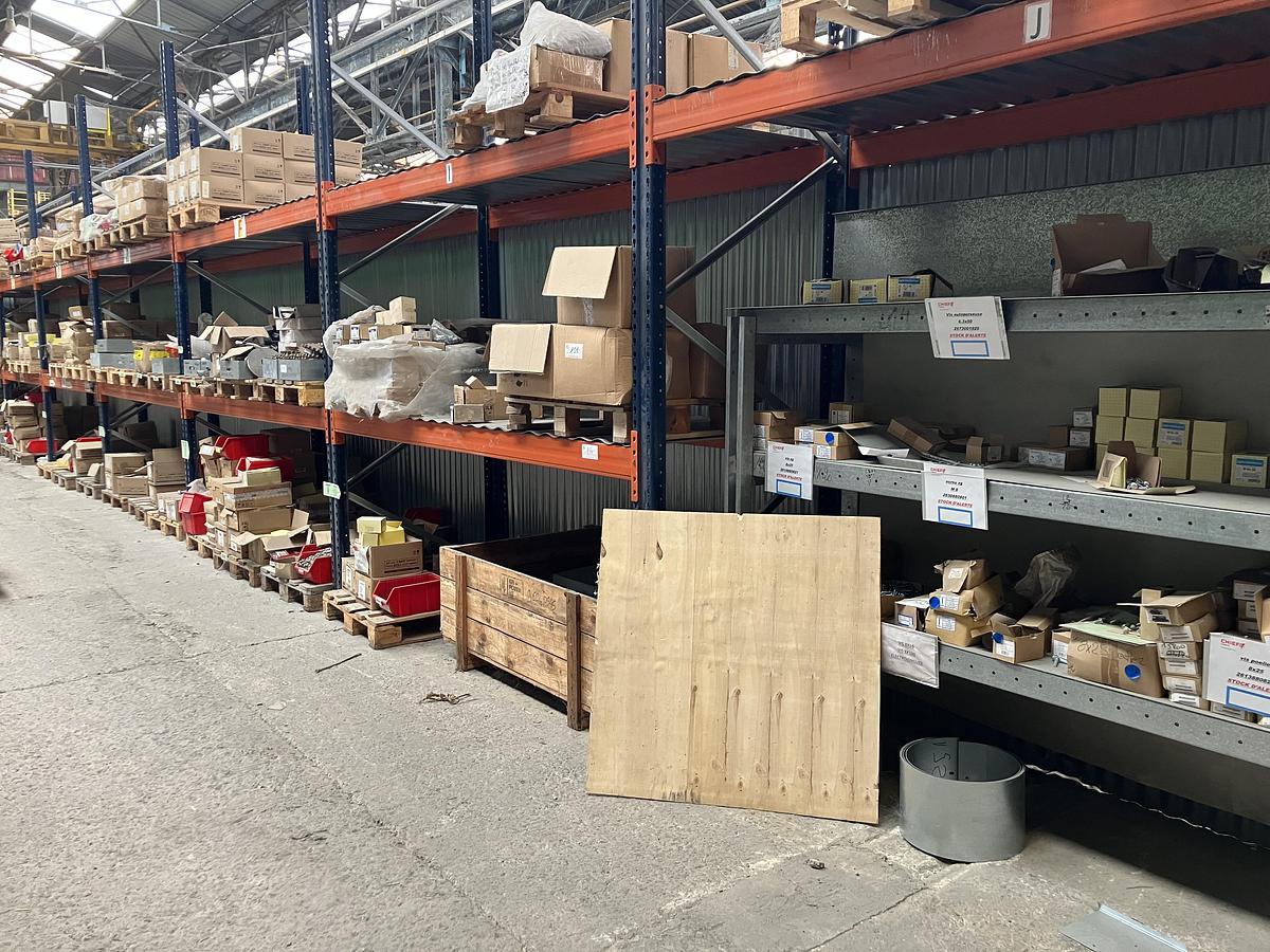 D'occasion Lot de 150 Tonnes de Boulonnerie