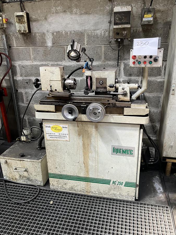 Used Surface grinding machine with belt-driven spindle