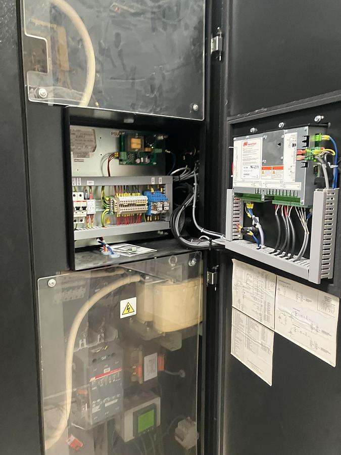 D'occasion Compresseur à Régulation avec Cuve et Sécheur