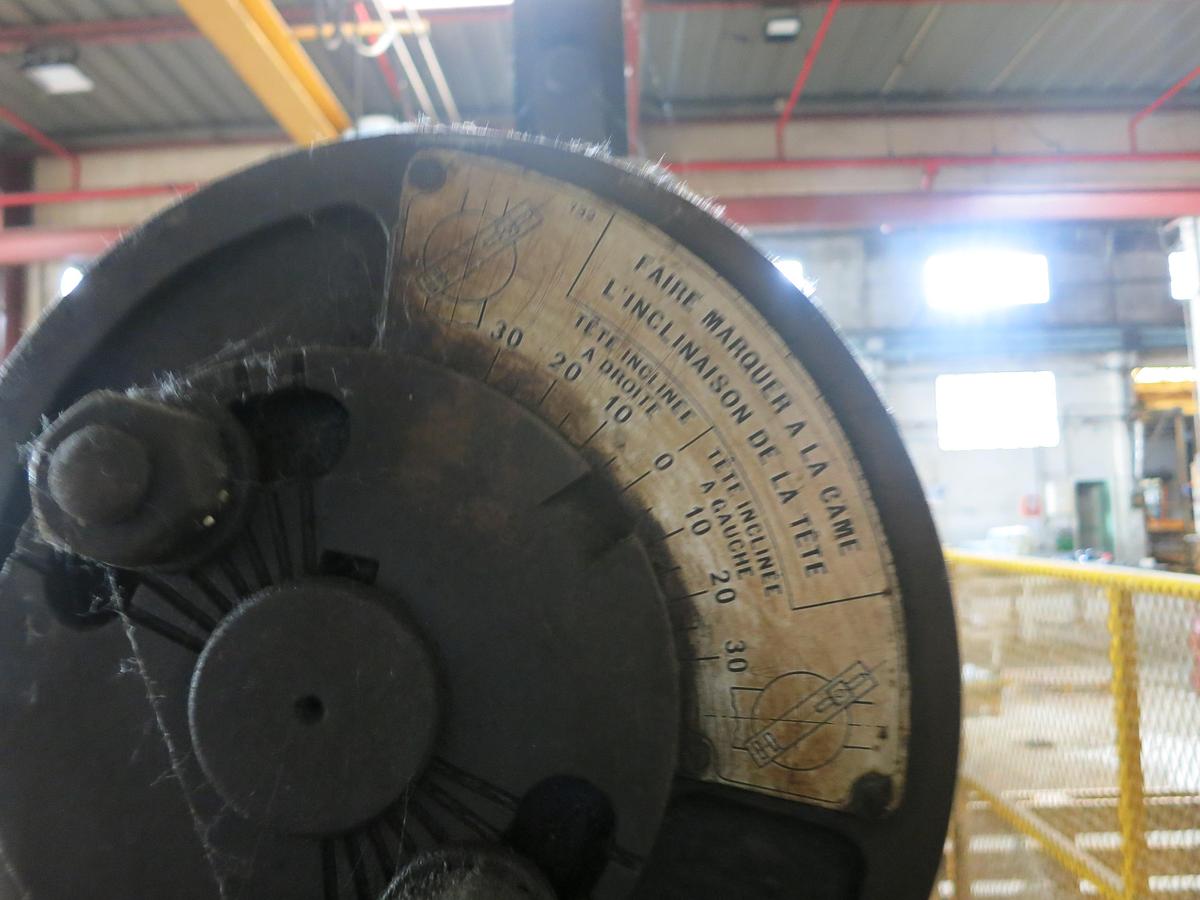 D'occasion Presse mécanique GSP Type 732 – 50 coups/min – Table 400 mm