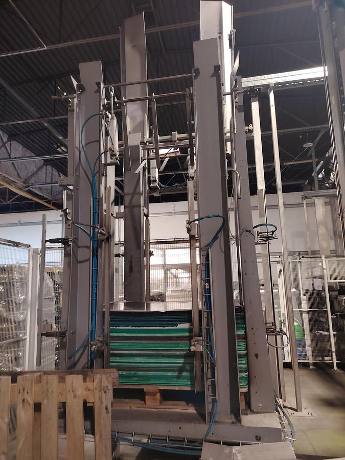 D'occasion Dépalettiseur à balayage de couches / Module d’éjection KRONES Pressant Universal