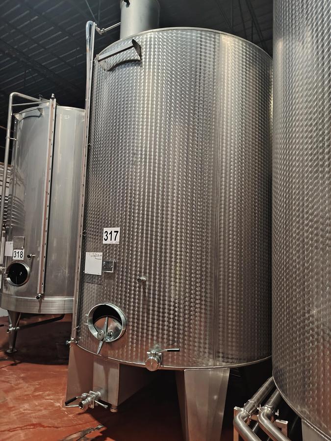 D'occasion Cuve INOX pied finition gauffrée 150HL