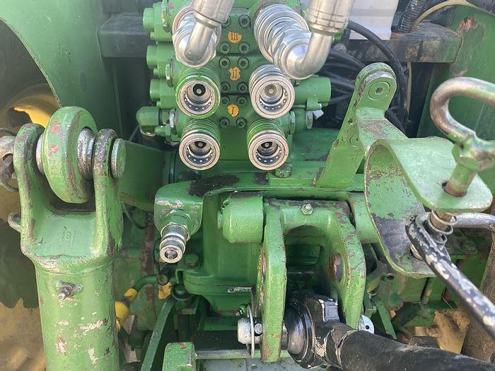 Usato 2004 JOHN DEERE 5615 F
