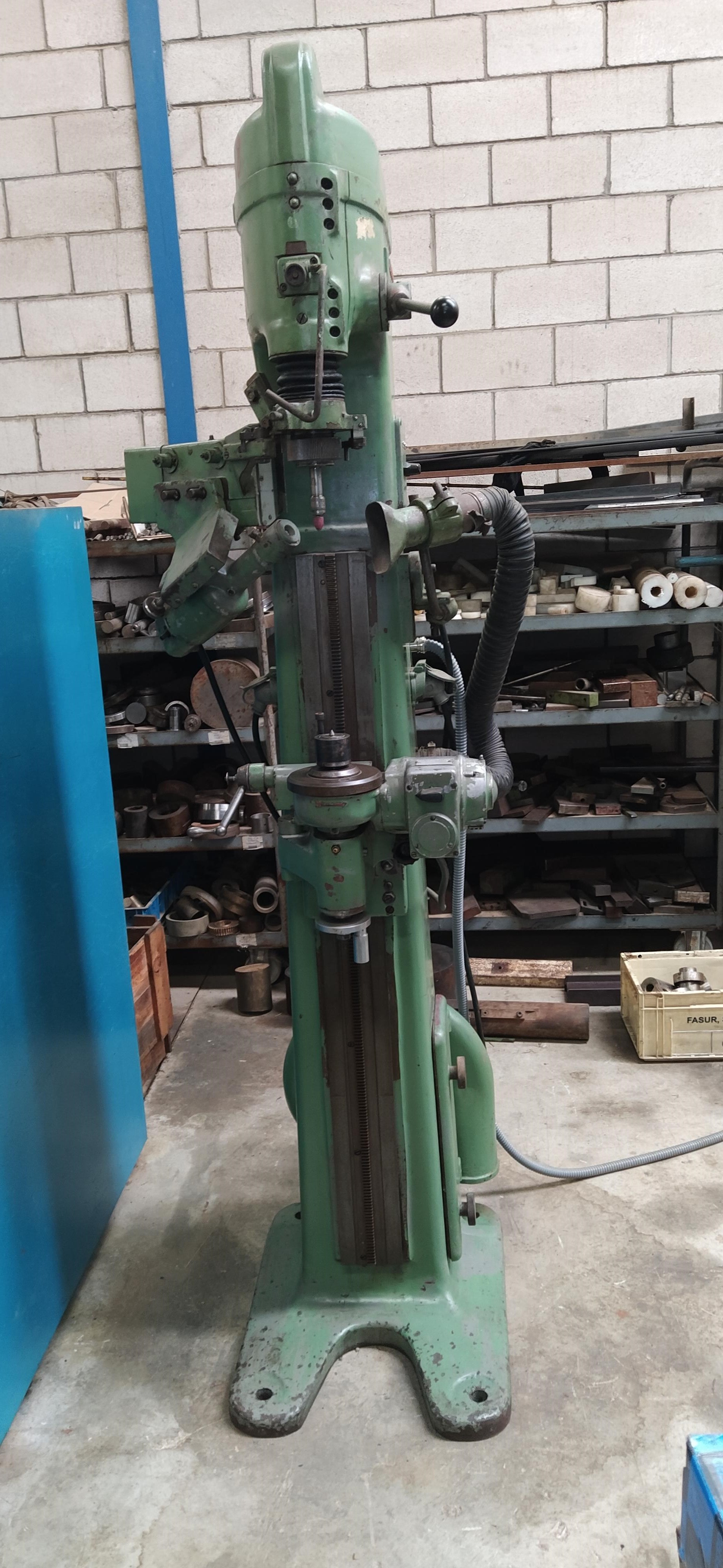 Usado GENDRON Rectificadora de Centros #4458