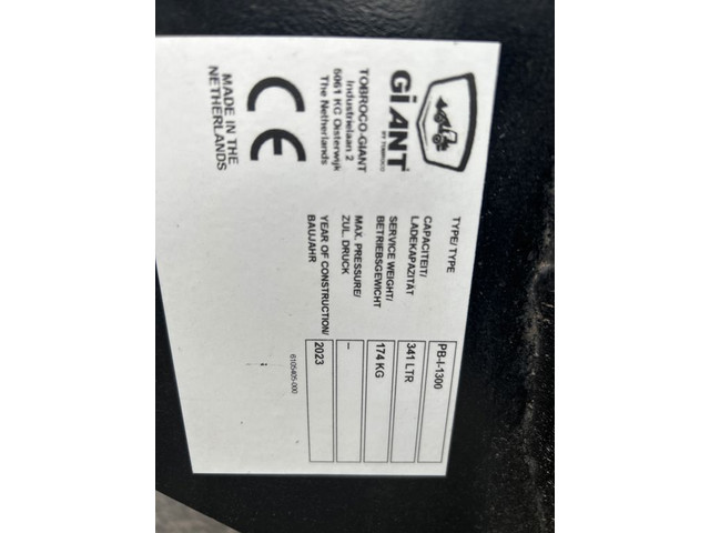 2023 Tobroco Puinbak 130 cm Giant aanspan