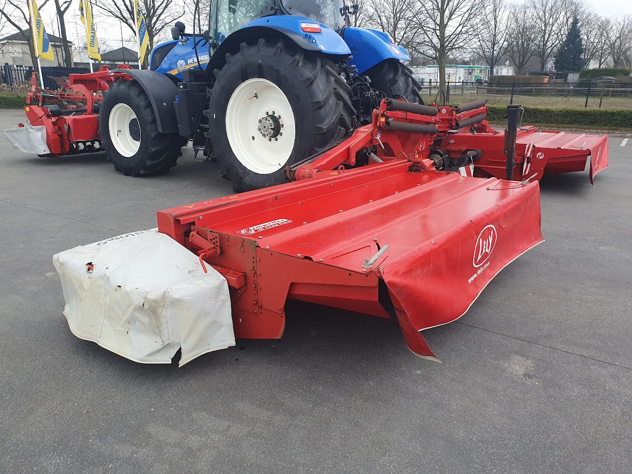 Used Lely Splendimo vlindermaaier  front en 2 achtermaaiers