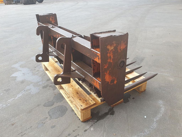 Gebruikt Giant Tobroco Tegelriek