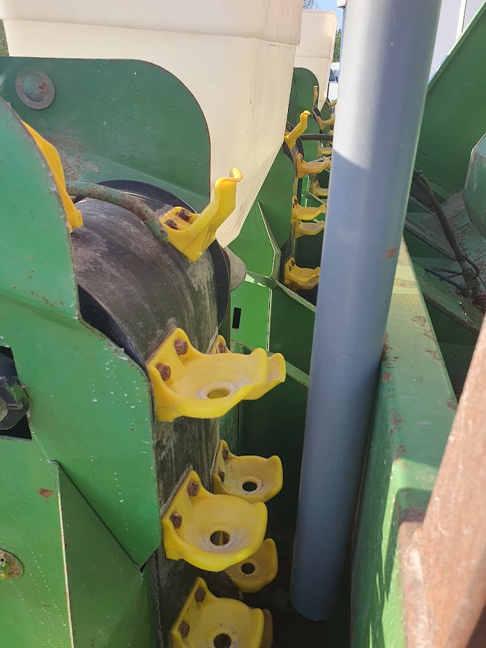 Used Hassia  KLS 4B 4 aardappelpootmachine aardappelplanter 