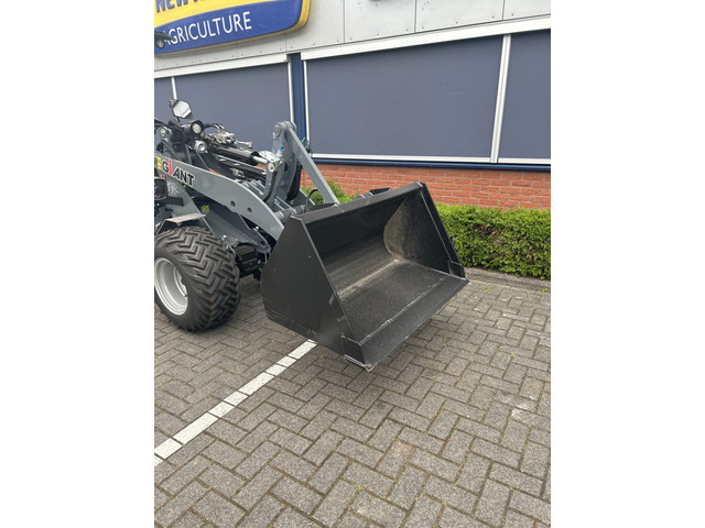 2023 Tobroco Grondbak 130 cm Giant aanspan