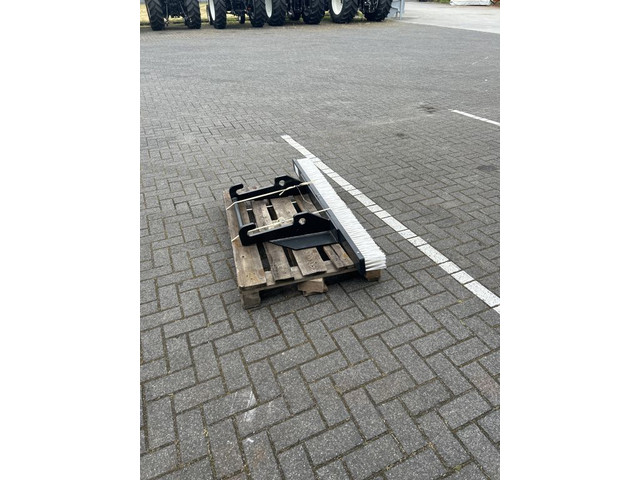 2023 Tobroco Veegborstel 150 cm Giant aanspan