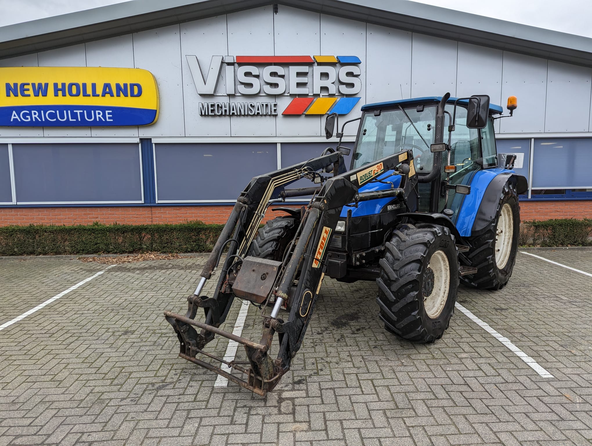 Used New Holland TL90