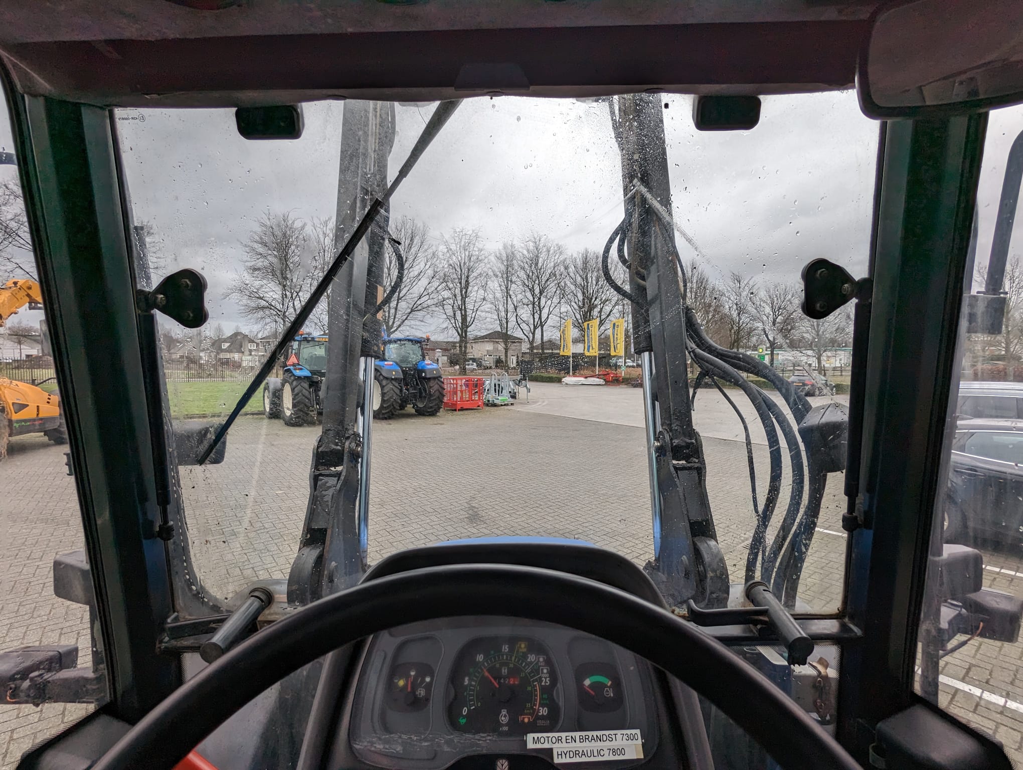 Used New Holland TL90