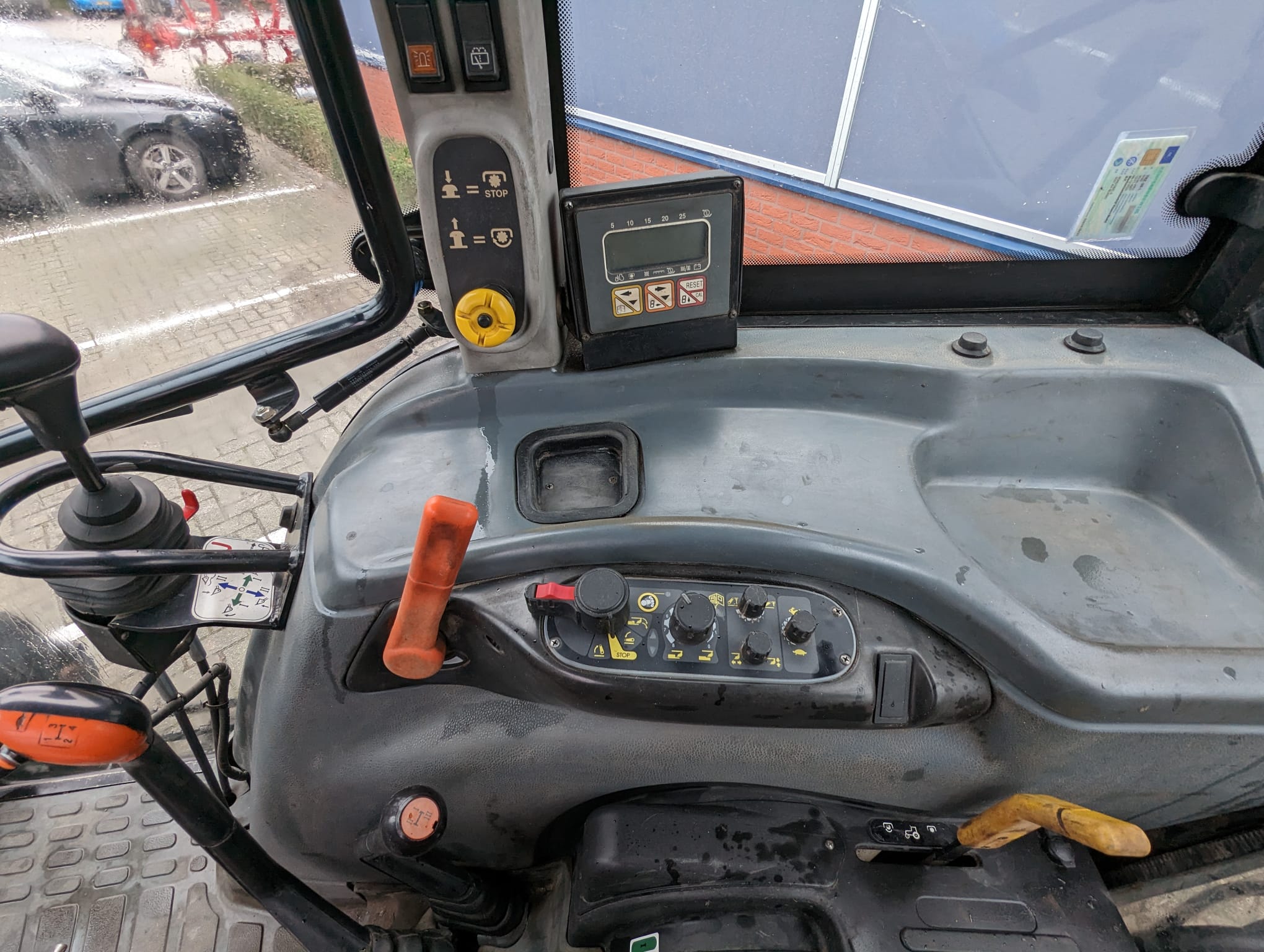 Used New Holland TL90